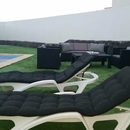 Villaantonia Private Huge Heated Pool And Super Fast Wifi Prázdninový dům Playa Blanca (Lanzarote)